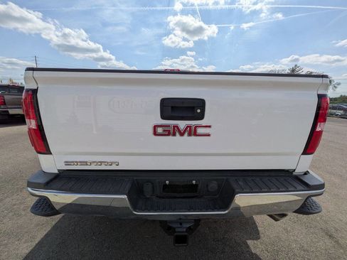 Used 2015 GMC Sierra 2500 4x4 Crew Cab w/ Sierra Convenience Package image 5