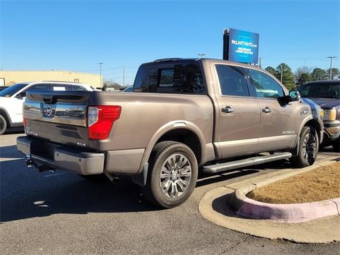 Used 2017 Nissan Titan Platinum Reserve image 3