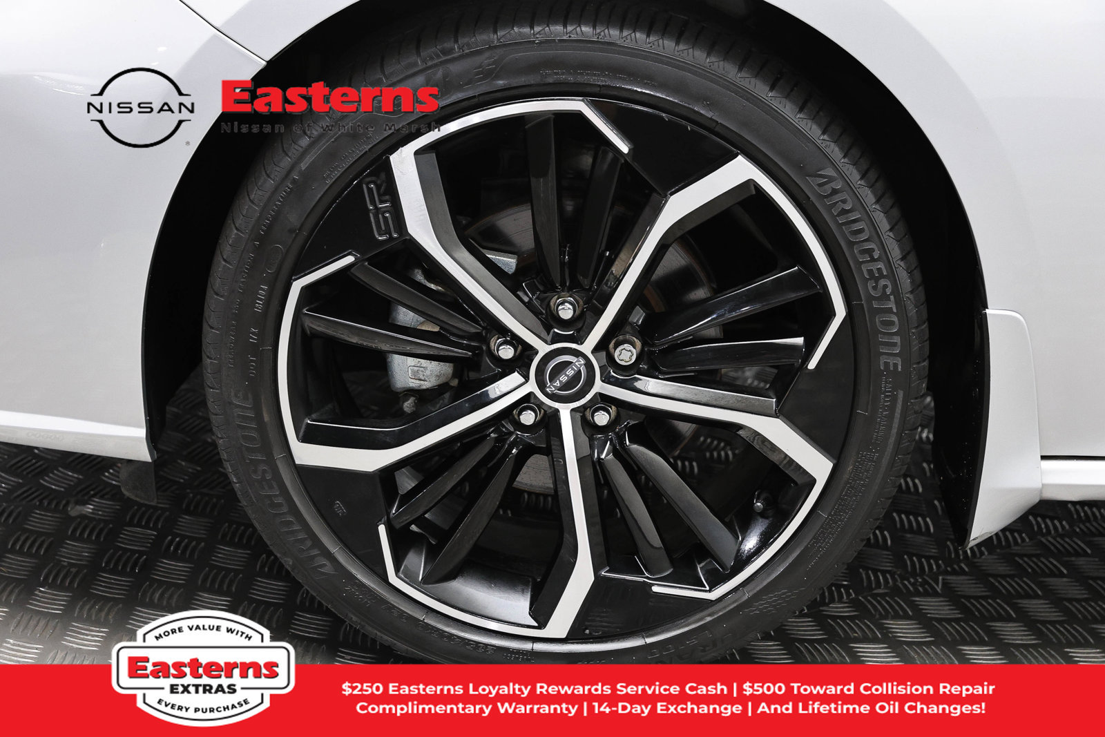 Used 2023 Nissan Altima 2.5 SR w/ SR Premium Package FWD image 32