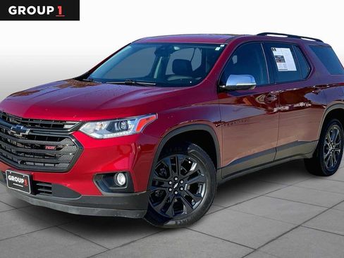 Used 2021 Chevrolet Traverse RS image 1