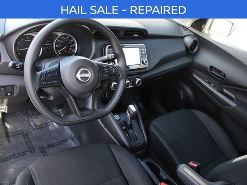 Certified 2025 Nissan Kicks Play S FWD image 5