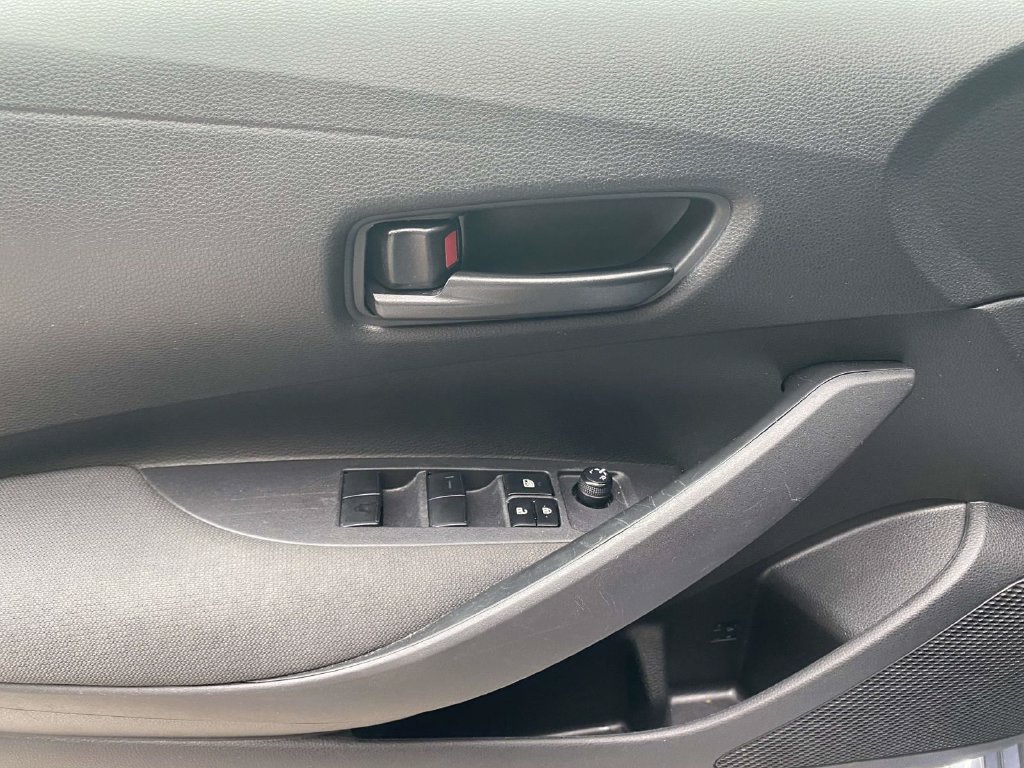 Used 2024 Toyota Corolla LE FWD image 15