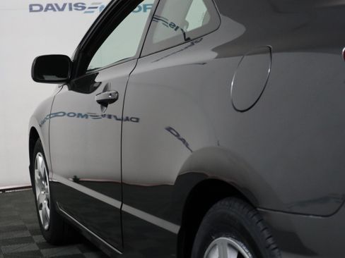 Used 2011 Honda Civic LX image 10