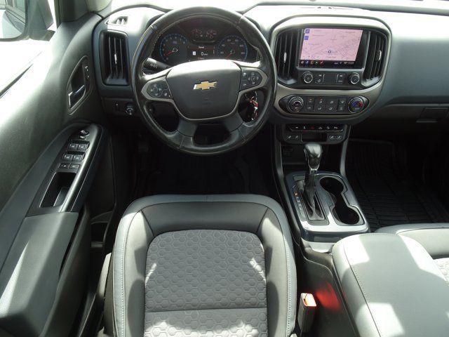 Used 2022 Chevrolet Colorado Z71 AWD/4WD image 14