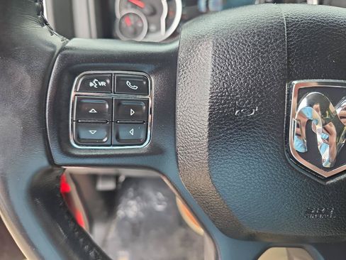 Used 2018 RAM 2500 SLT w/ Luxury Group AWD/4WD image 35