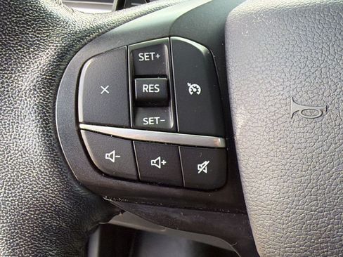 Used 2020 Ford Explorer XLT w/ Equipment Group 202A RWD image 16