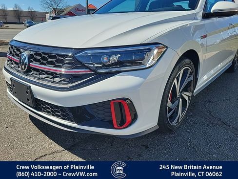 Certified 2023 Volkswagen Jetta GLI Autobahn image 24