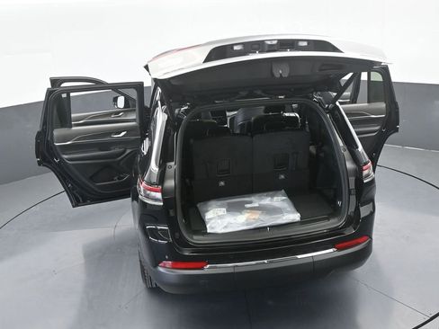 New 2025 Jeep Grand Cherokee L Limited image 65