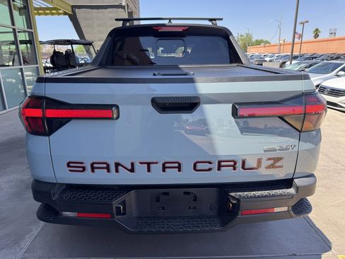 Used 2023 Hyundai Santa Cruz SEL Premium image 13