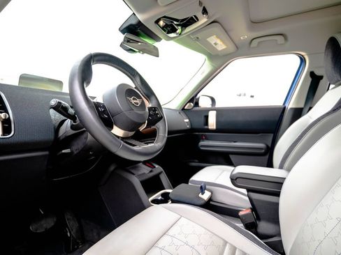 Used 2025 MINI Cooper Countryman S AWD/4WD image 4