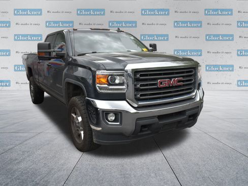 Used 2017 GMC Sierra 2500 SLE w/ HD SLE Preferred Plus Package AWD/4WD image 8