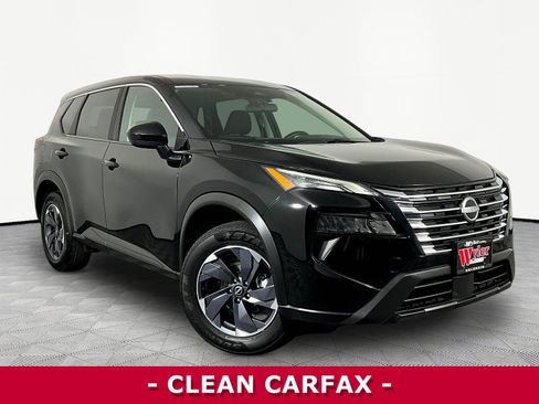 Certified 2025 Nissan Rogue SV FWD image 3