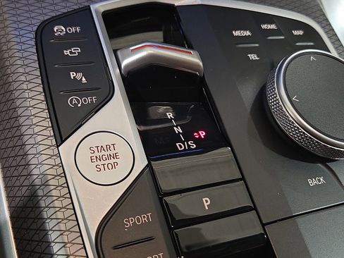 Certified 2025 BMW 440i xDrive w/ Premium Package image 16