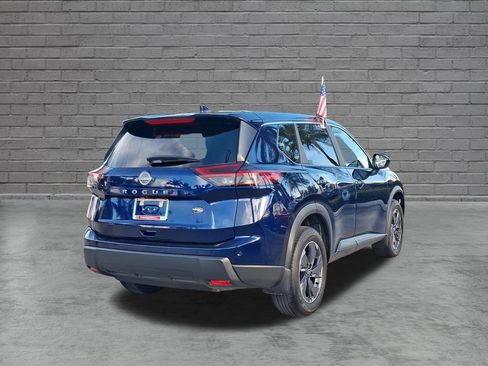Used 2026 Nissan Rogue SV FWD image 12