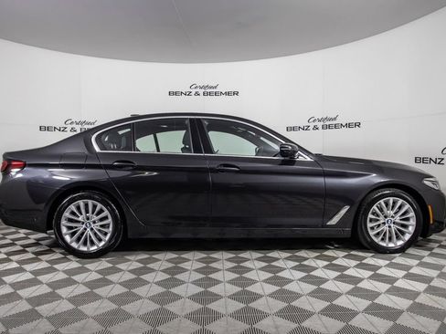 Used 2023 BMW 530i w/ Premium Package RWD image 3
