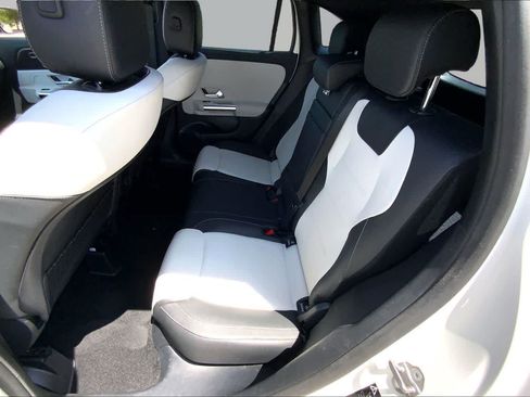 Used 2022 Mercedes-Benz GLA 45 AMG 4MATIC image 20