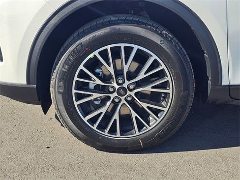 New 2025 Ford Escape SE w/ PHEV Premium Package image 8