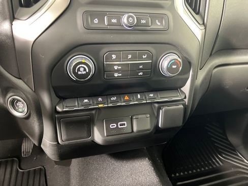 New 2026 Chevrolet Silverado 1500 Custom w/ LPO, Dark Essentials Package RWD image 18