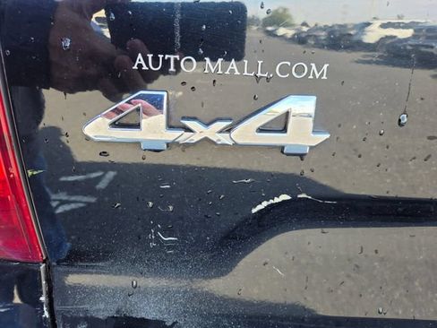 Used 2016 Toyota Tundra SR5 w/ SR5 Upgrade Package AWD/4WD image 24