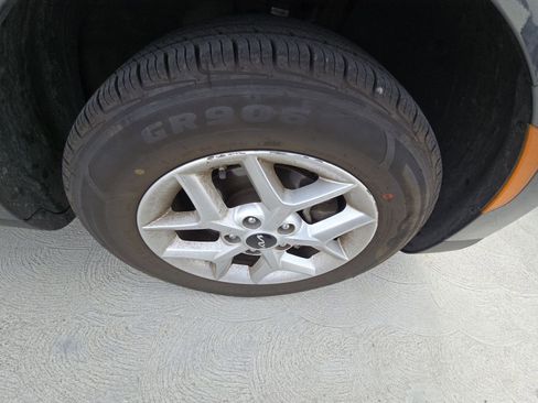 Used 2025 Kia Soul LX w/ LX Technology Package image 10