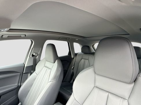 New 2025 Audi Q5 Premium Plus image 25