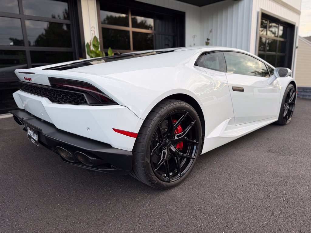 Used 2016 Lamborghini Huracan LP 610-4 AWD/4WD image 4