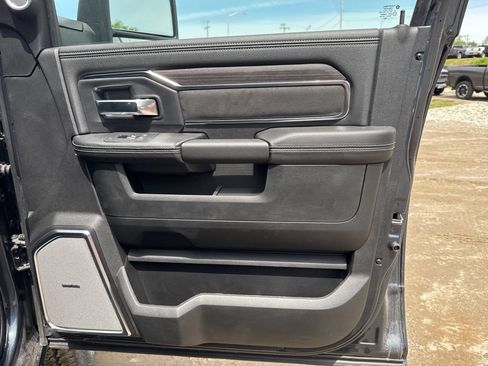 New 2026 RAM 2500 Laramie AWD/4WD image 28