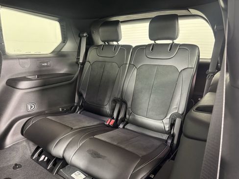 New 2024 Jeep Grand Cherokee L Altitude image 13