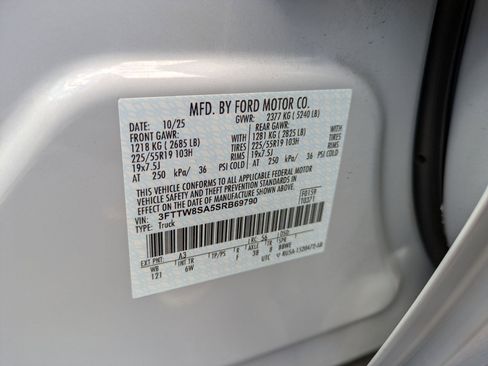 Certified 2025 Ford Maverick Lariat w/ Black Appearance Package AWD/4WD image 35