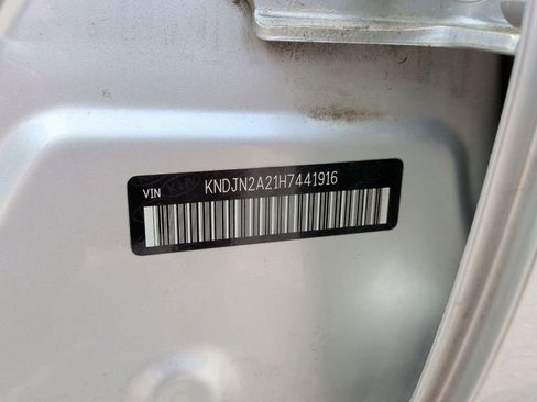 Used 2017 Kia Soul FWD image 30