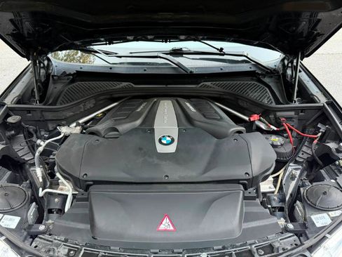 Used 2016 BMW X5 xDrive50i image 32