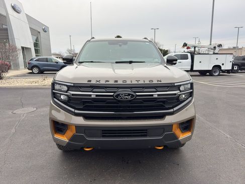 New 2026 Ford Expedition Tremor image 6