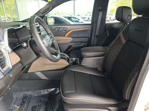 Used 2025 GMC Canyon Denali image 22