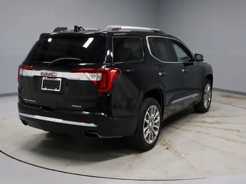 Used 2023 GMC Acadia Denali w/ Denali Ultimate Package AWD/4WD image 11