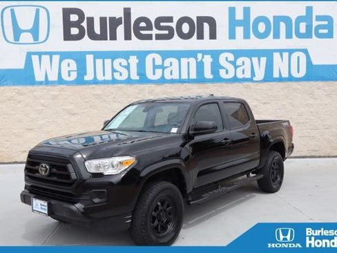 Used 2023 Toyota Tacoma SR AWD/4WD image 1