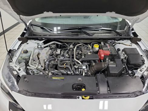 Used 2025 Nissan Sentra SV image 48