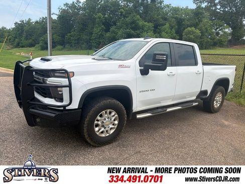 Used 2024 Chevrolet Silverado 2500 LT w/ All Star Edition AWD/4WD image 5