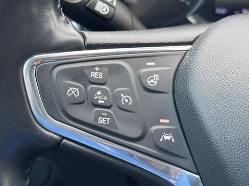 Used 2022 Chevrolet Equinox LT FWD image 8