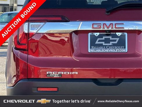 Certified 2023 GMC Acadia SLE w/ Driver Convenience Package image 6