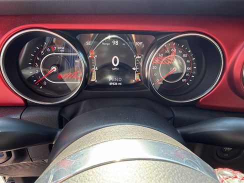 Used 2022 Jeep Gladiator Rubicon w/ LED Lighting Group AWD/4WD image 29