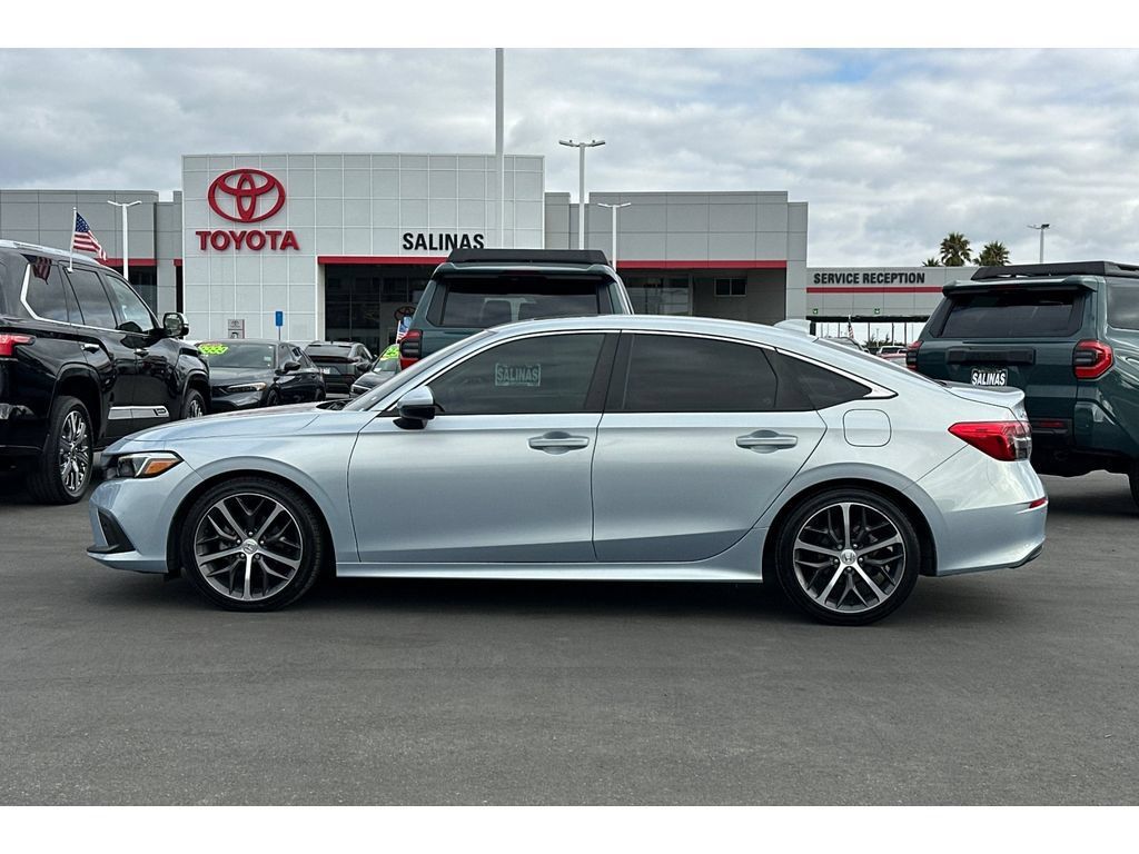 Used 2023 Honda Civic Touring image 7