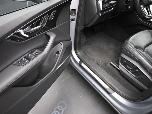 Used 2023 Audi Q7 2.0T Premium Plus w/ Premium Plus Package AWD/4WD image 5