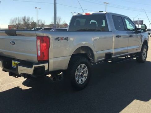 Used 2024 Ford F250 XLT AWD/4WD image 8