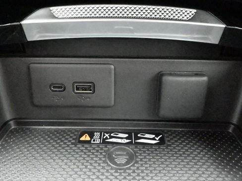 Used 2024 Buick Envision Preferred image 19