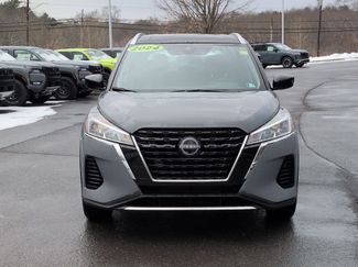 Used 2024 Nissan Kicks SV video 2