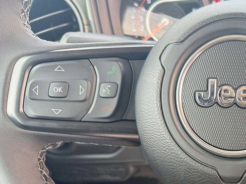 New 2026 Jeep Gladiator Mojave image 34