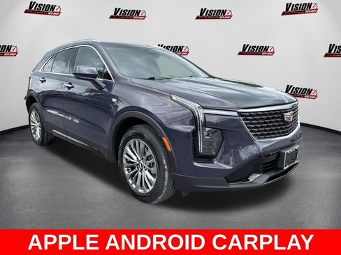 Used 2024 Cadillac XT4 Premium Luxury AWD/4WD image 3