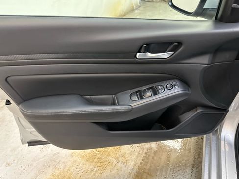 New 2025 Nissan Altima 2.5 SV image 14