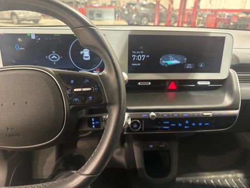 Used 2023 Hyundai Ioniq 5 SE RWD image 42