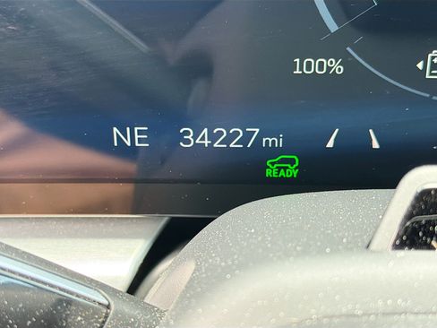 Used 2024 Cadillac Lyriq Sport AWD/4WD image 40